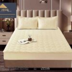 Husă Pat tip Topper cu elastic + 2 fețe de pernă 180x200 cm JOJTC18007